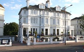 Oyo Devonshire Park Hotel